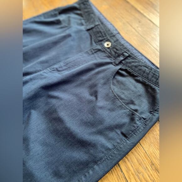 CALVIN KLEIN Lightweight Blue Cotton Pants sz 36x32 (actual 36x31) - Picture 2 of 10